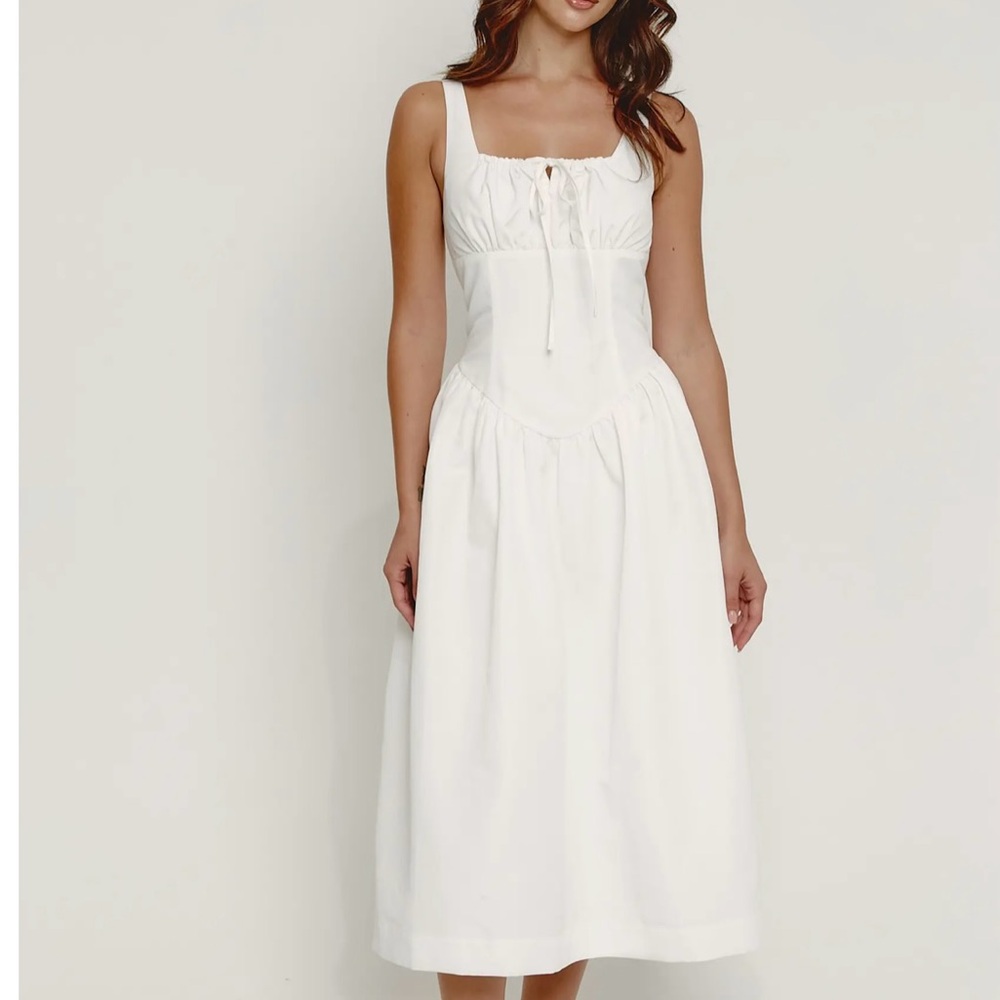 Chic White Midi Dress